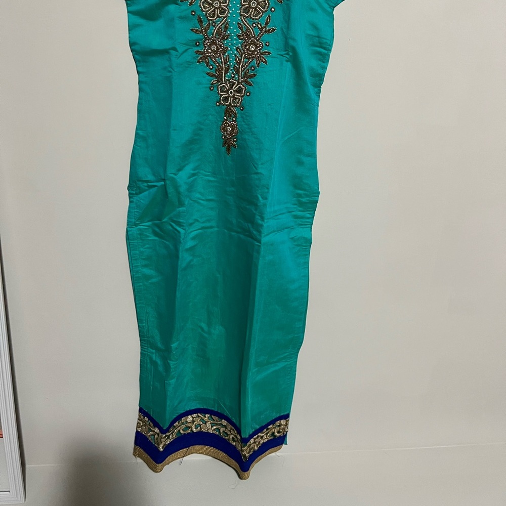 Indian Pakistani sky blue churidar salwar suit with dupatta never worn silk